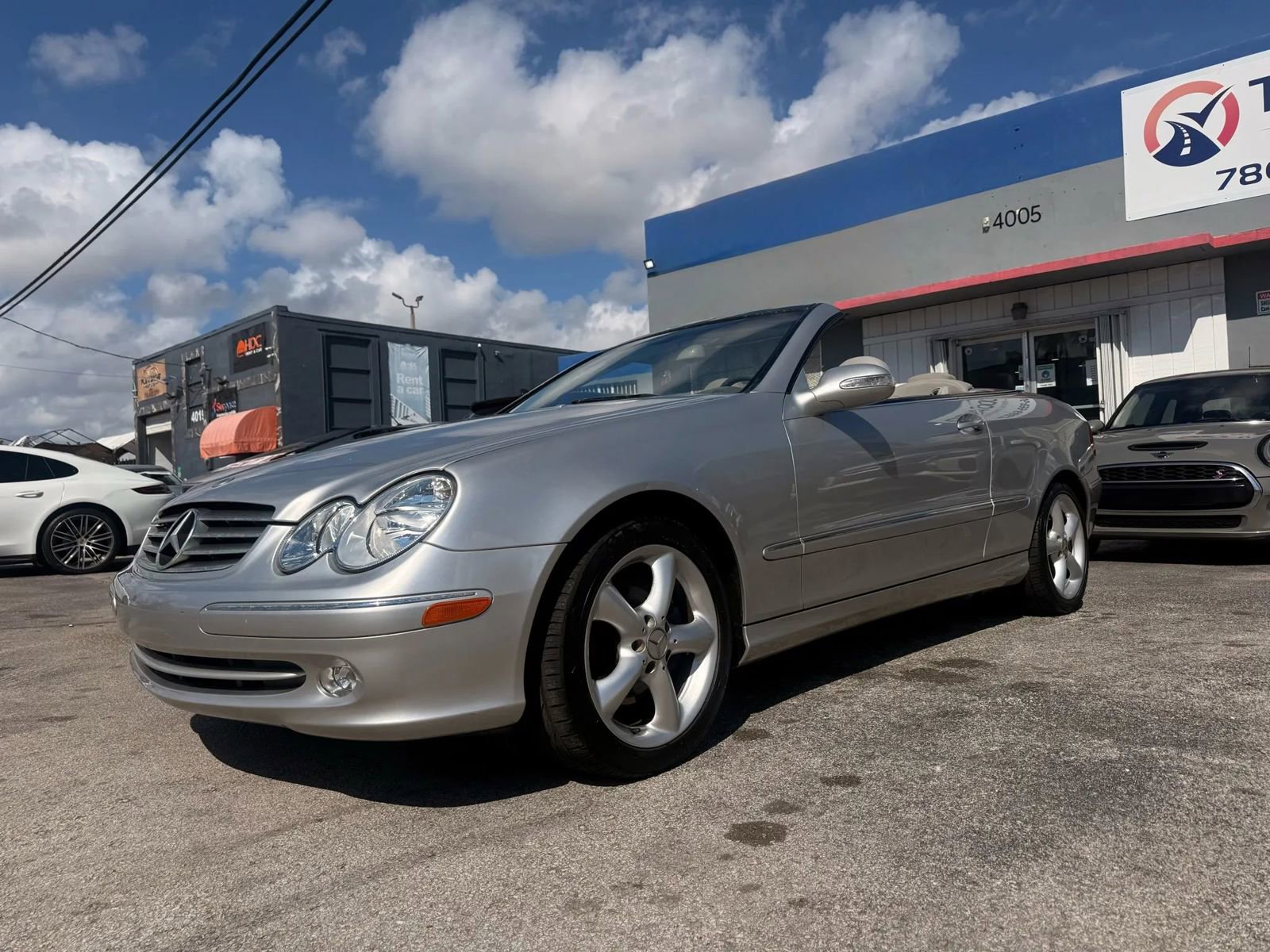 Used 2005 Mercedes-Benz CLK 320 Cabriolet image 4