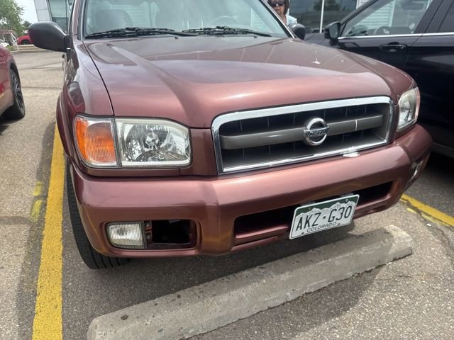 Used 2003 Nissan Pathfinder SE AWD/4WD image 2