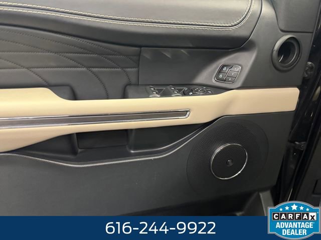 Used 2022 Ford Expedition Platinum image 25