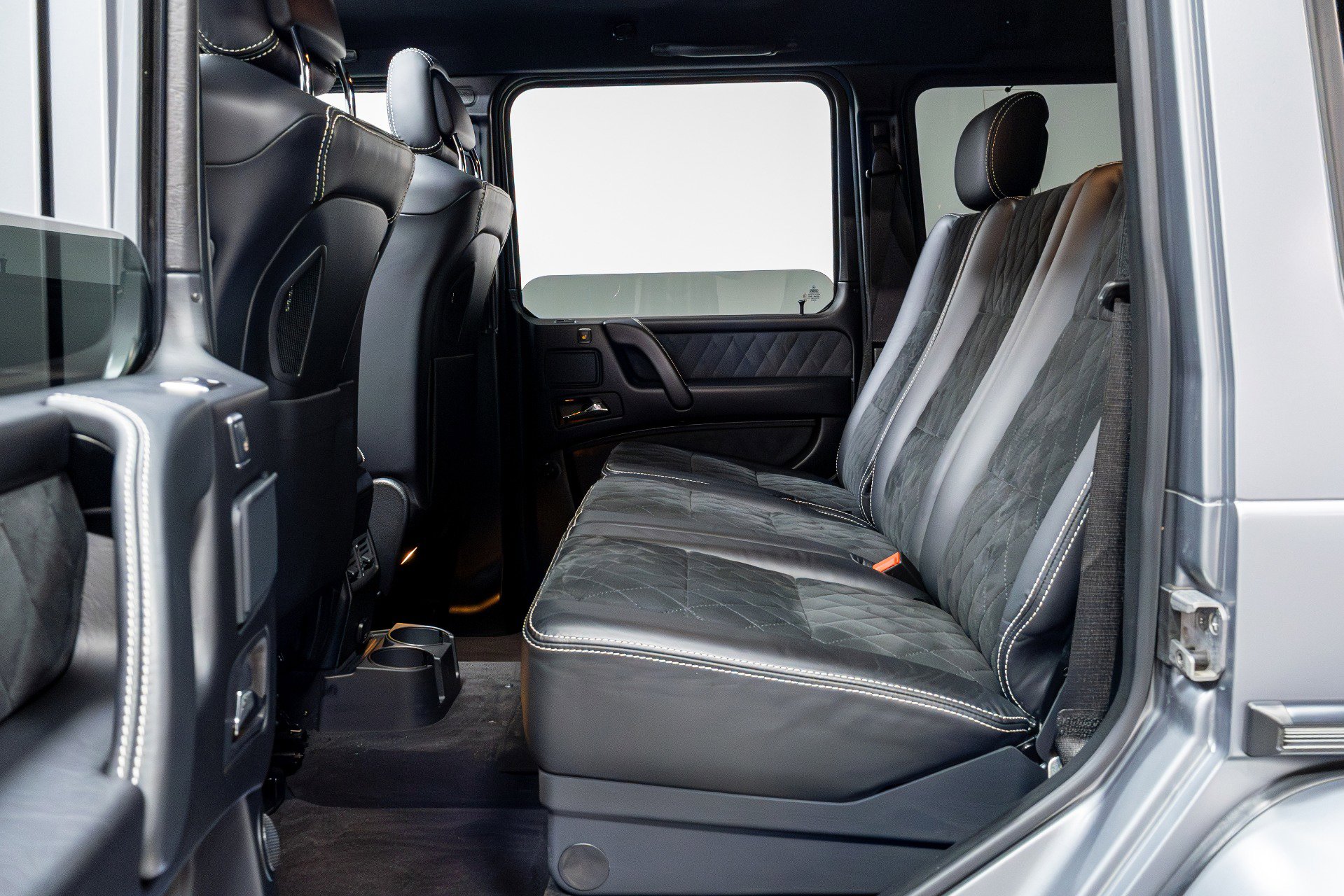 Used 2017 Mercedes-Benz G 550 Squared image 40