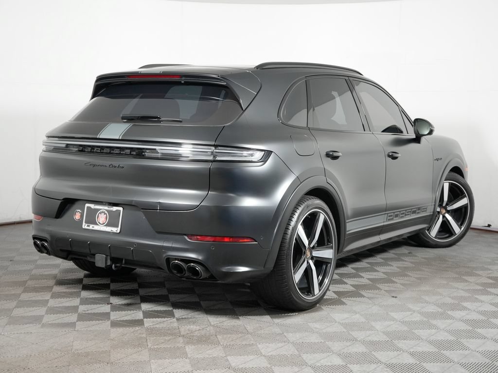Certified 2024 Porsche Cayenne Turbo AWD/4WD image 7