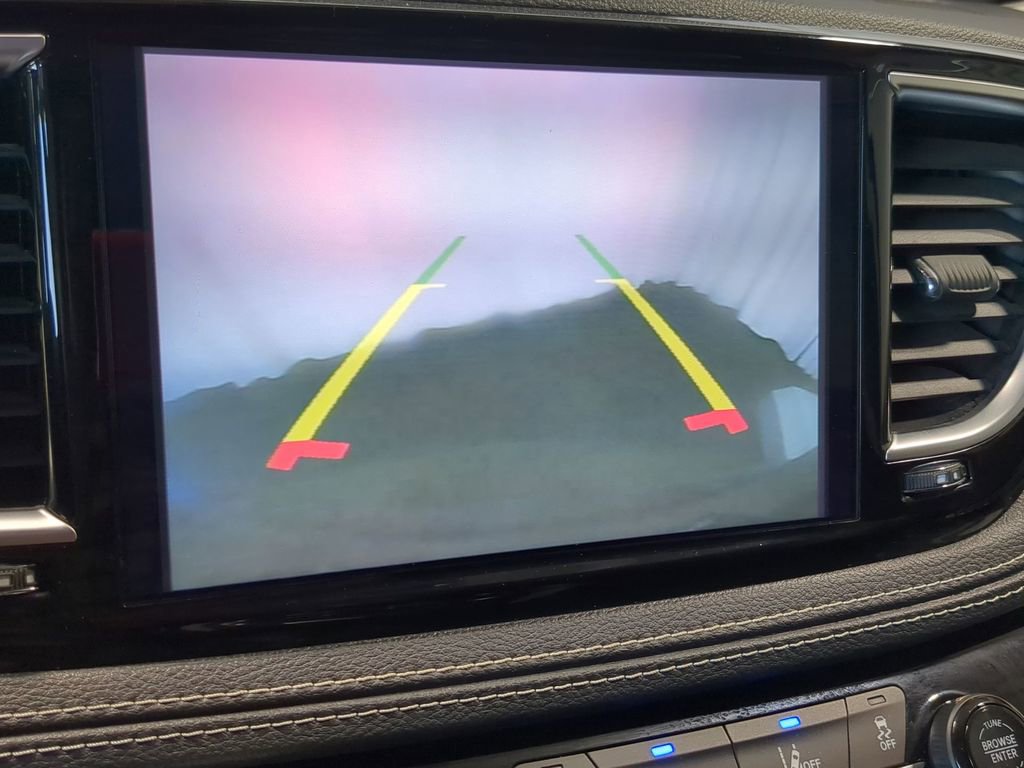 Used 2021 Chrysler Pacifica Limited w/ Uconnect Theater Family Group AWD/4WD image 37