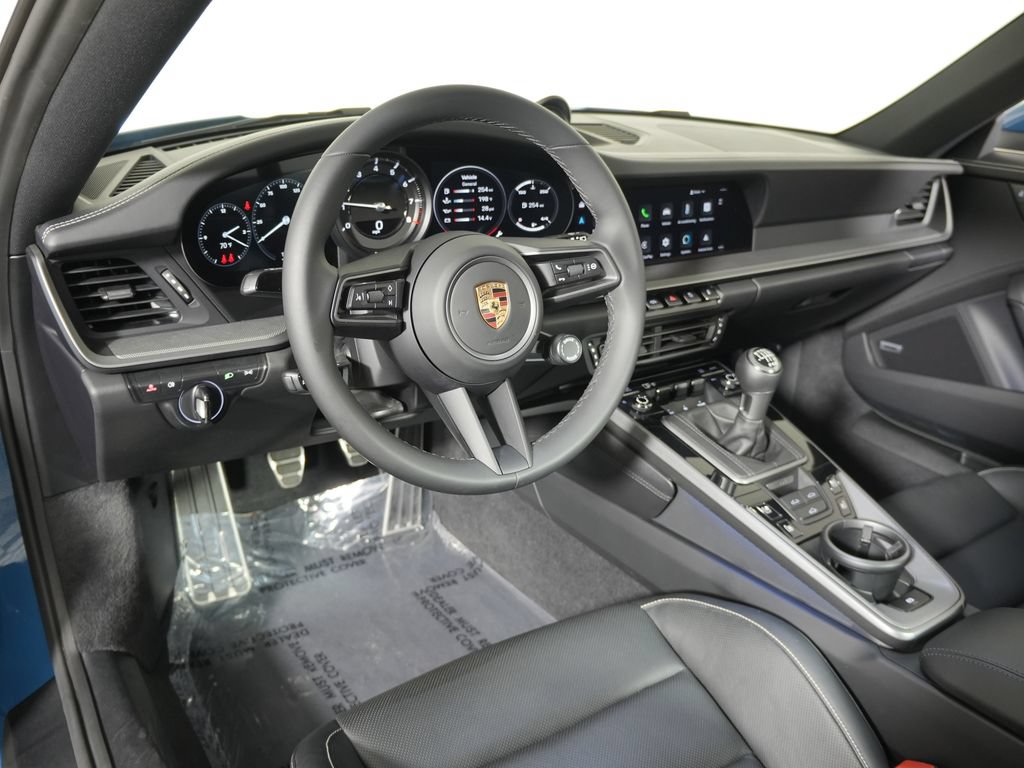 Certified 2022 Porsche 911 Carrera S RWD image 4