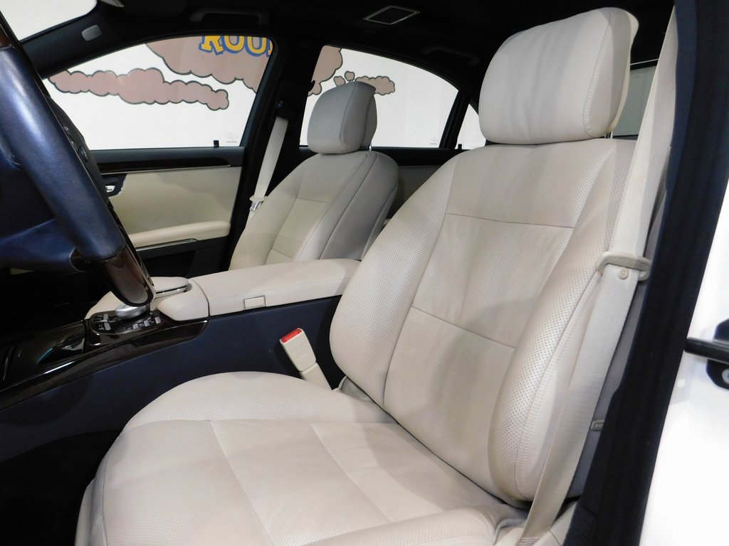Used 2012 Mercedes-Benz S 550 4MATIC image 35
