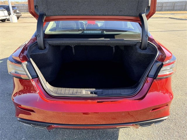 Used 2023 Nissan Maxima SL image 14