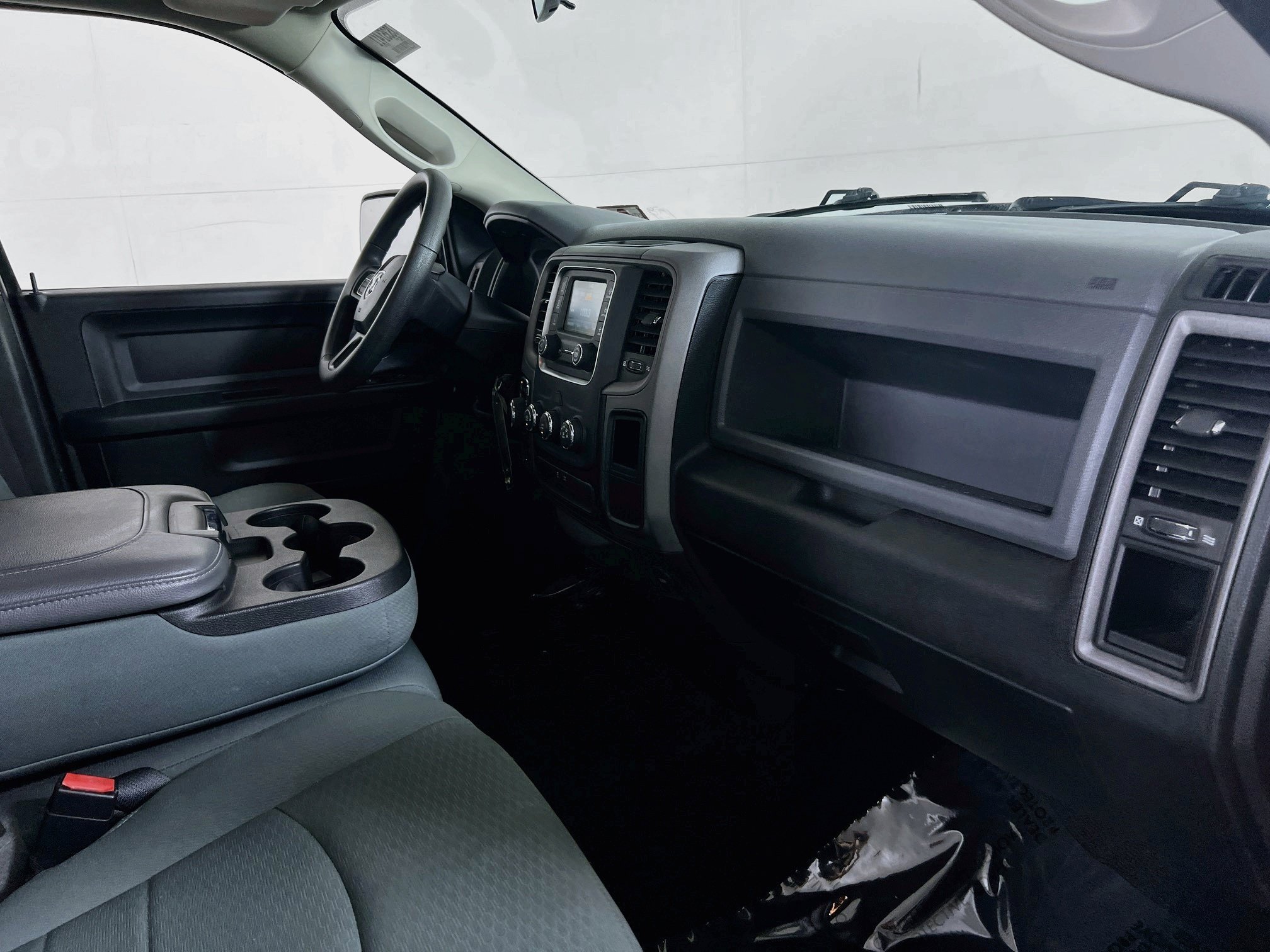 Used 2018 RAM 1500 Express AWD/4WD image 26
