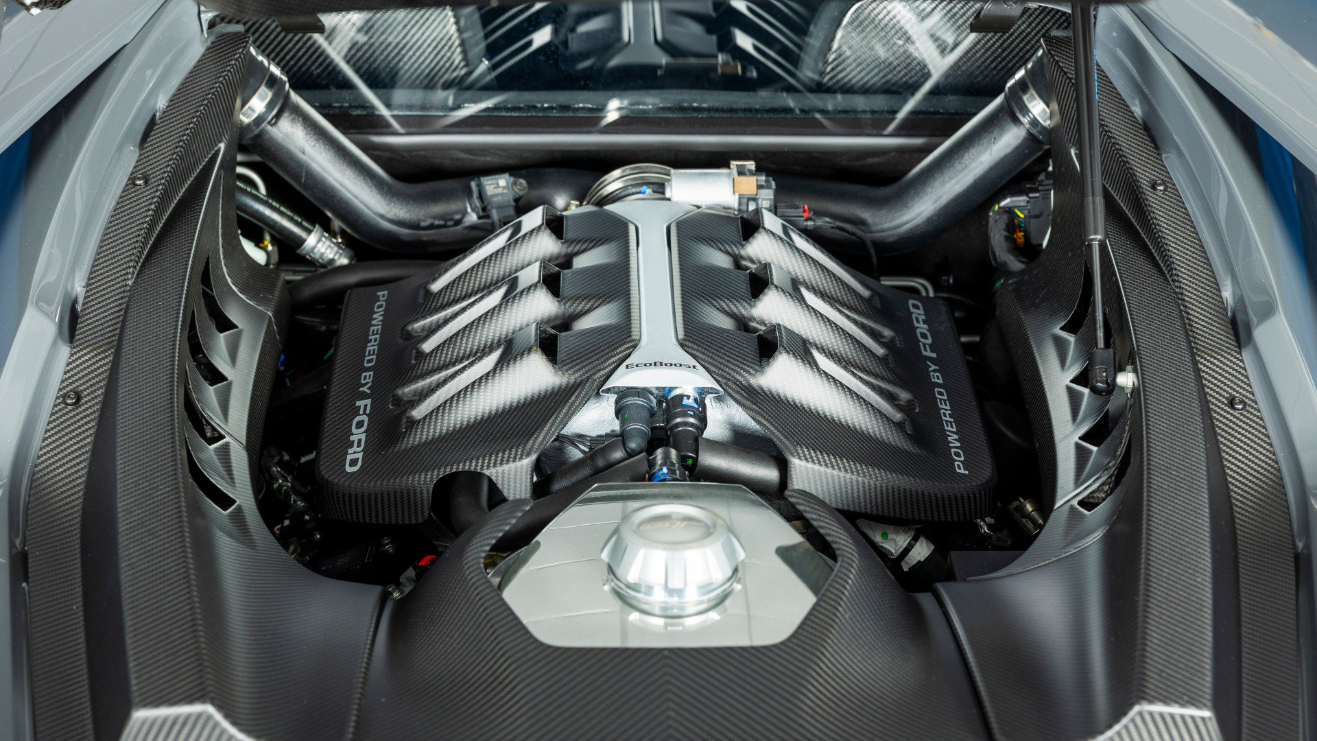 Used 2020 Ford GT Carbon Series RWD image 18