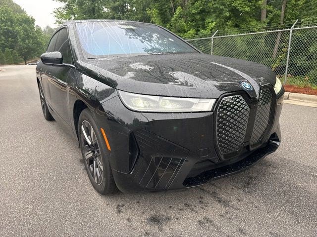 Certified 2025 BMW iX xDrive50 w/ Premium Package AWD/4WD image 5