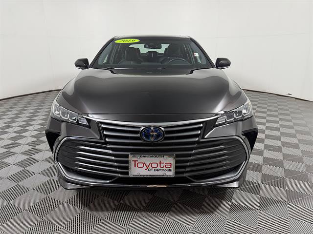 Used 2019 Toyota Avalon XLE w/ Moonroof Package FWD image 2