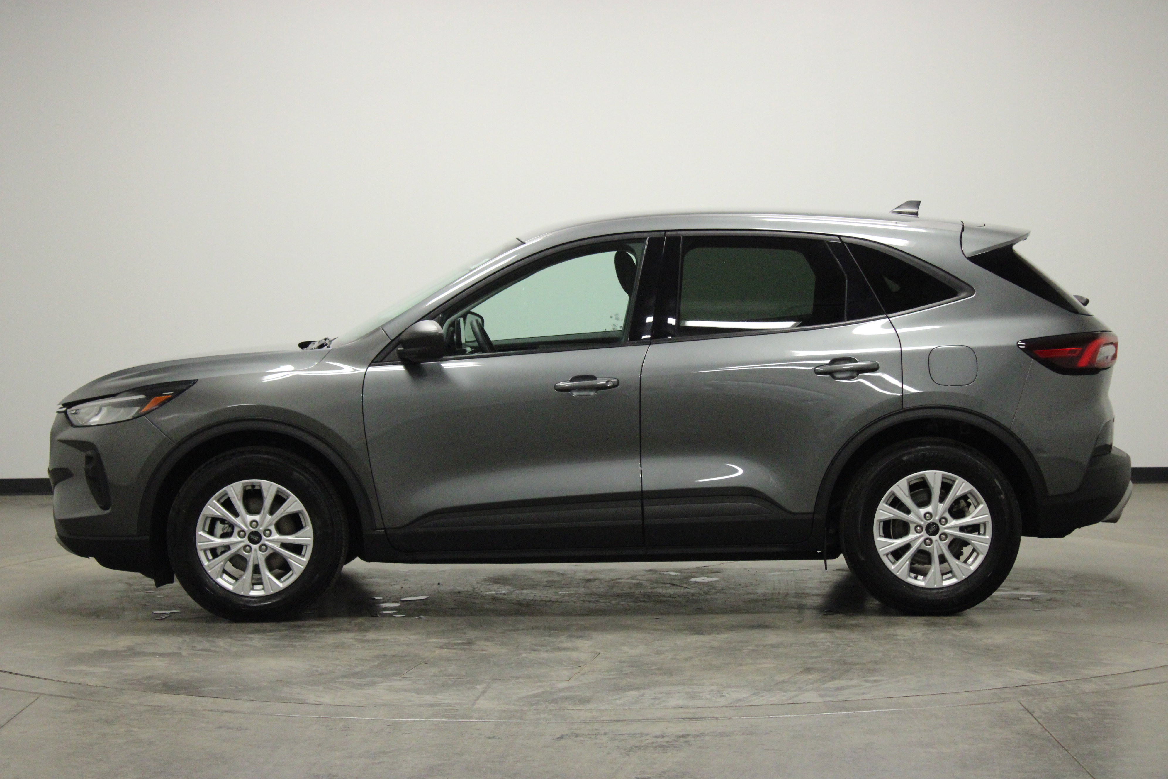 Used 2025 Ford Escape Active FWD image 5