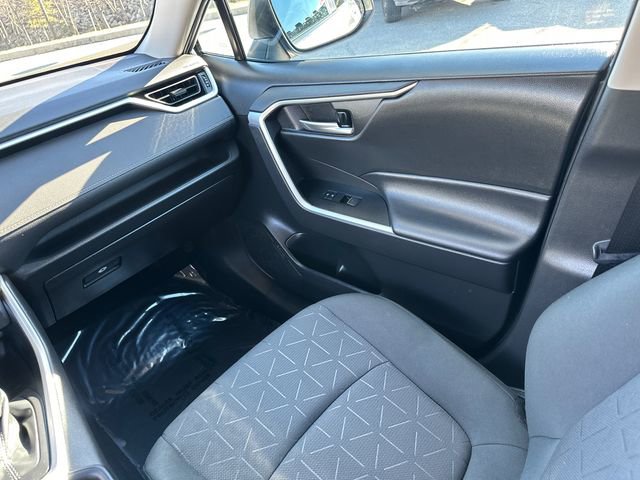 Certified 2023 Toyota RAV4 XLE FWD image 25