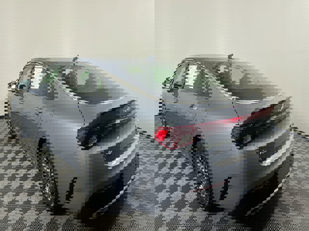 Used 2023 Kia K5 LXS image 7