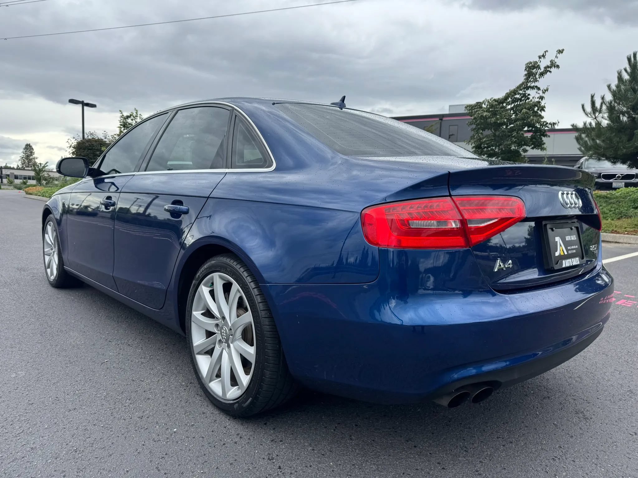 Used 2013 Audi A4 2.0T Premium Plus w/ Premium Plus Pkg AWD/4WD image 8