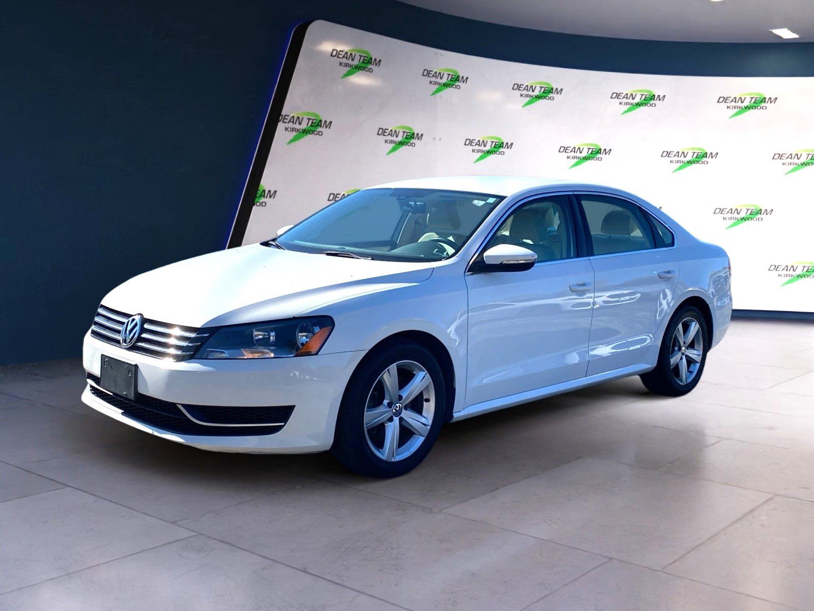 Used 2012 Volkswagen Passat 2.5 SE FWD image 2