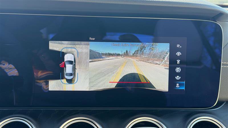 Used 2022 Mercedes-Benz E 350 4MATIC Sedan w/ Driver Assistance Package image 35