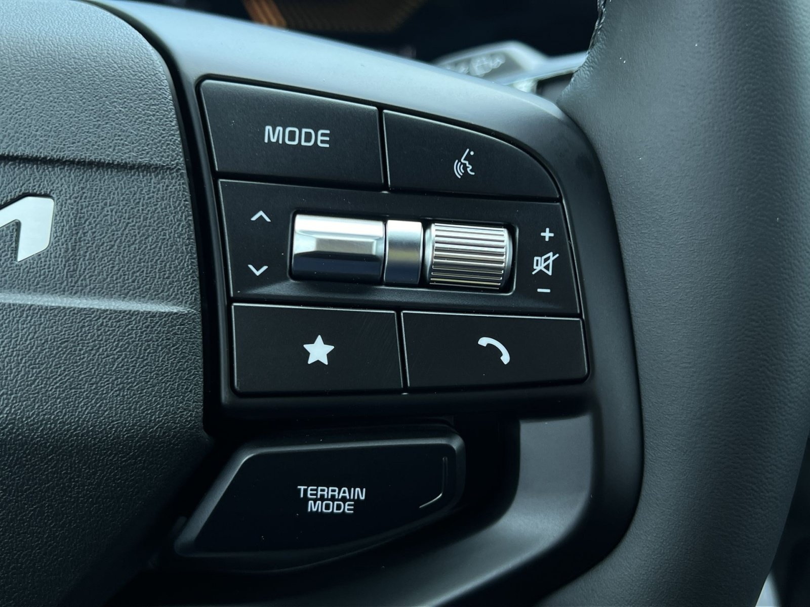 New 2026 Kia Sportage EX AWD/4WD image 23