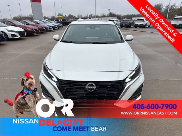New 2025 Nissan Altima 2.5 SL FWD image 8