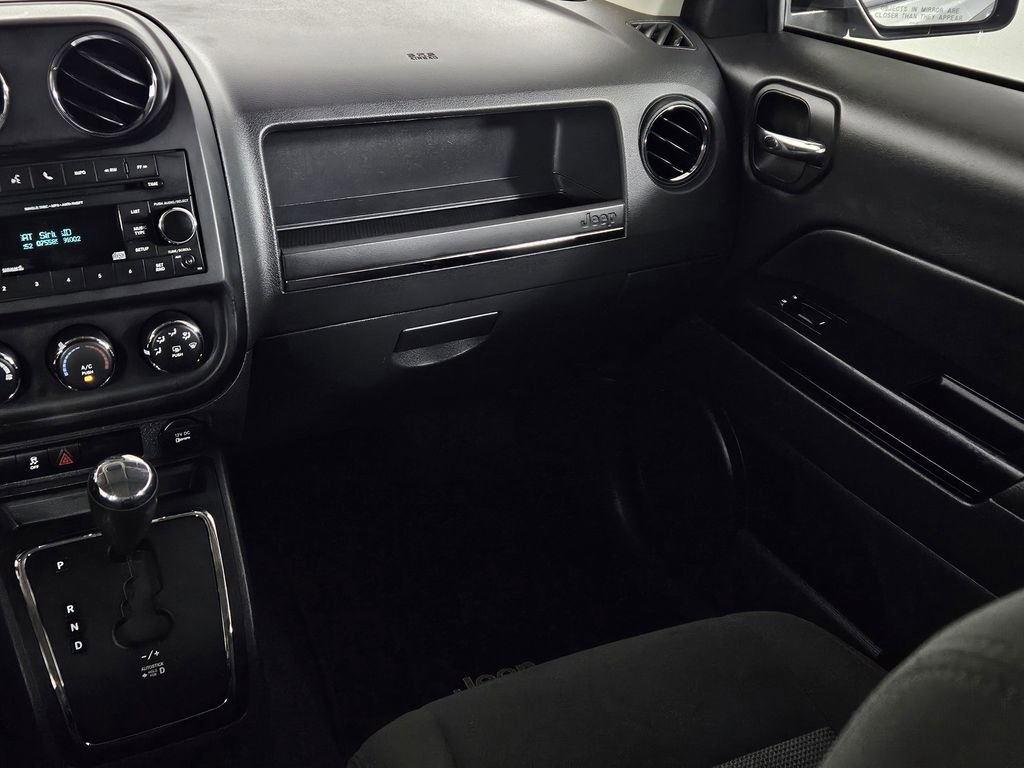 Used 2017 Jeep Patriot Sport w/ Power Value Group FWD image 10