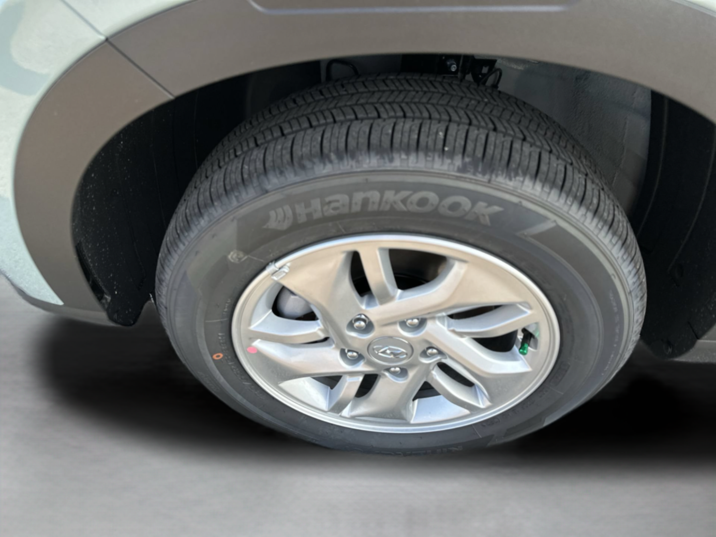 New 2026 Hyundai Venue SE FWD image 25