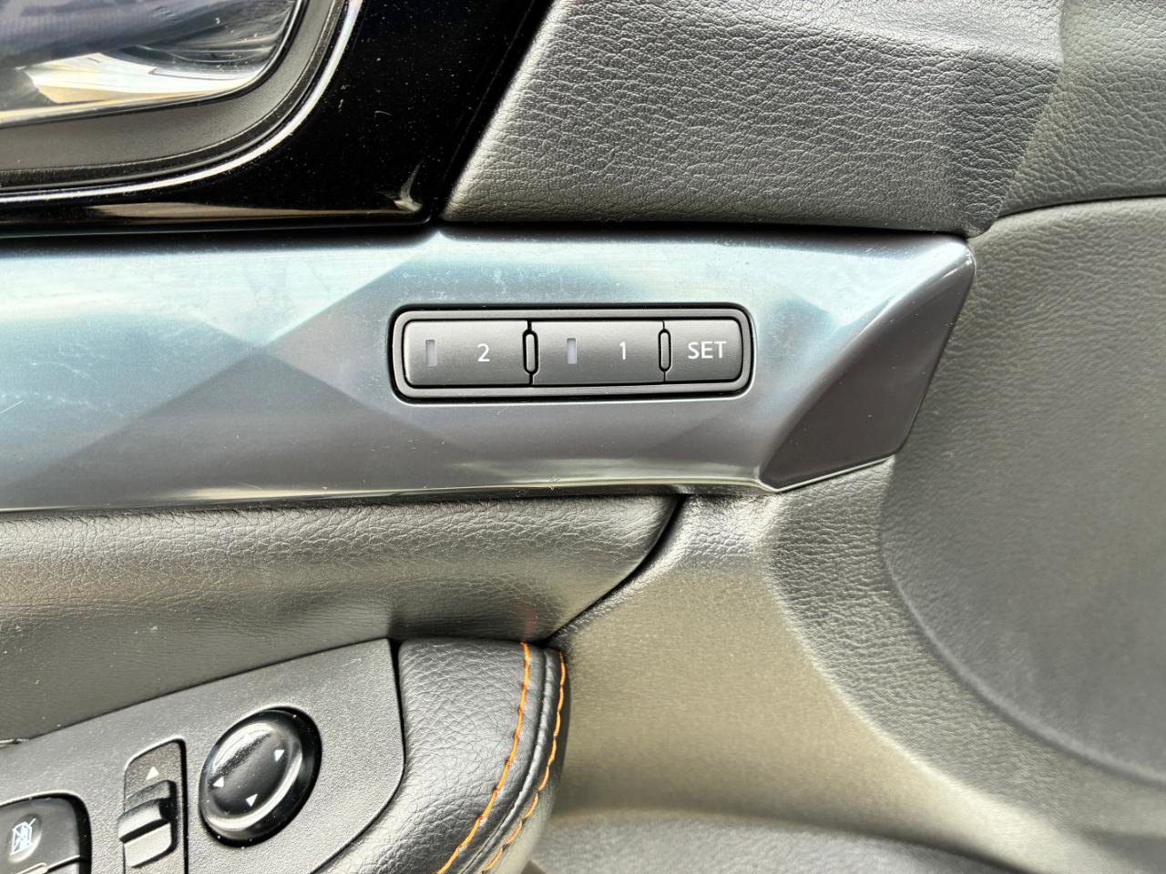 Used 2023 Nissan Maxima SR w/ Sport Mat Group image 10