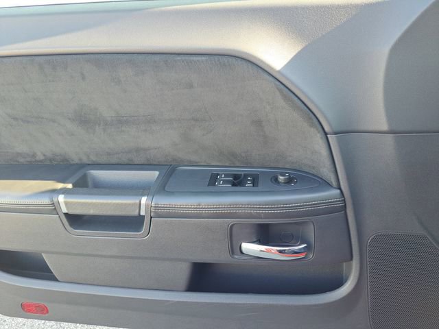 Used 2010 Dodge Challenger SRT8 image 14