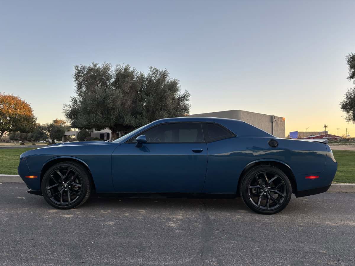 Used 2023 Dodge Challenger SXT w/ Blacktop Package image 3