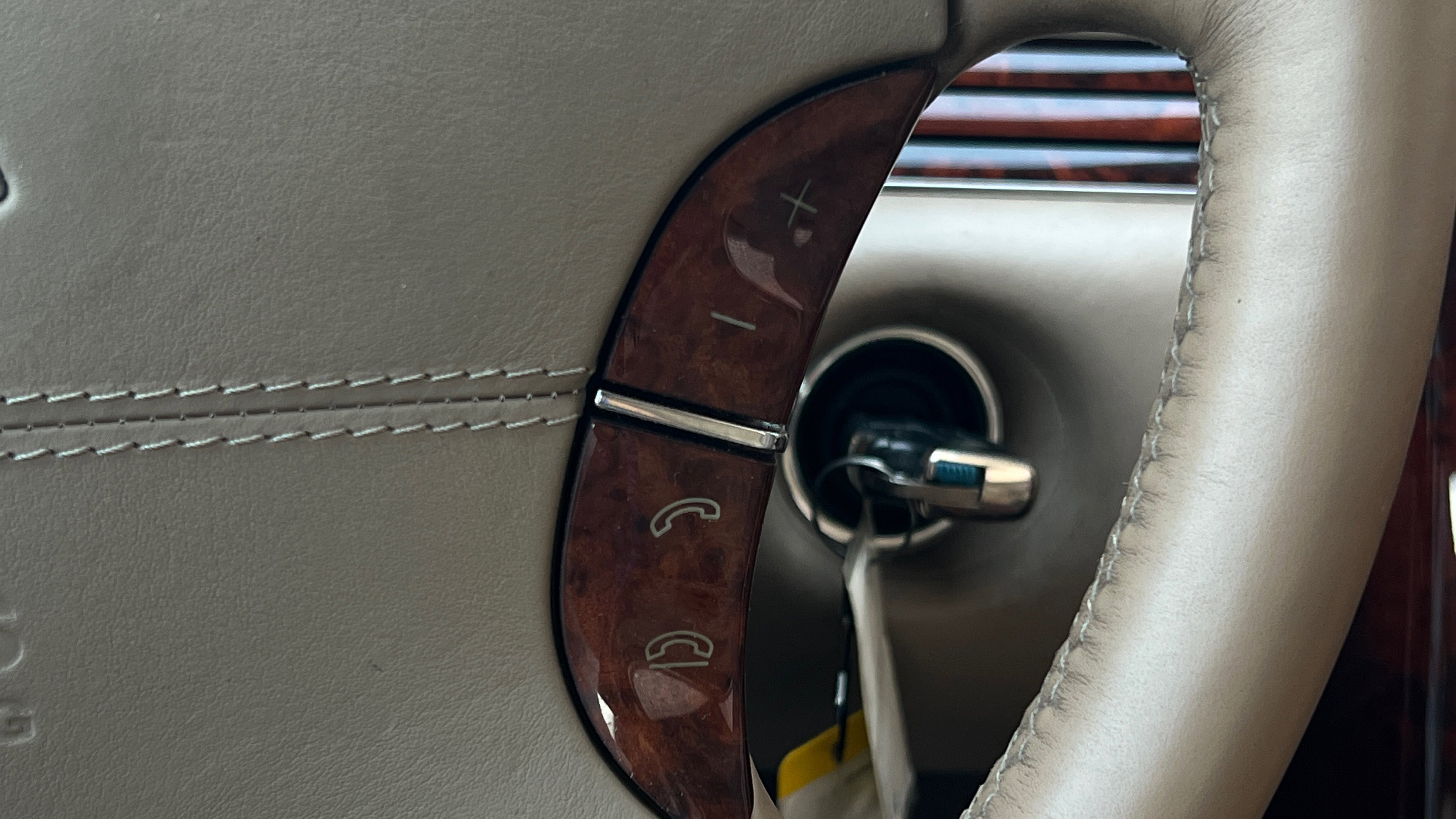 Used 2004 Maybach 57 image 96