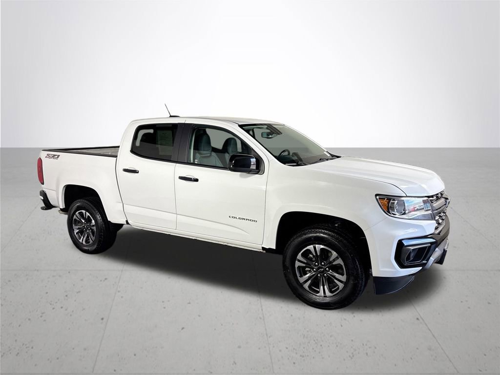 Used 2022 Chevrolet Colorado Z71 AWD/4WD image 4
