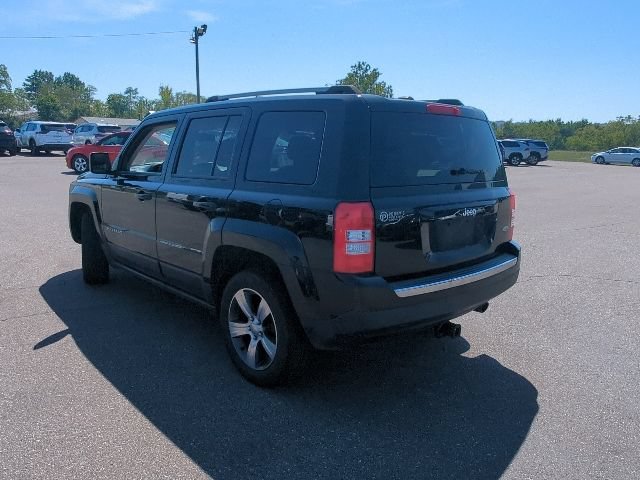 Used 2016 Jeep Patriot High Altitude FWD image 9