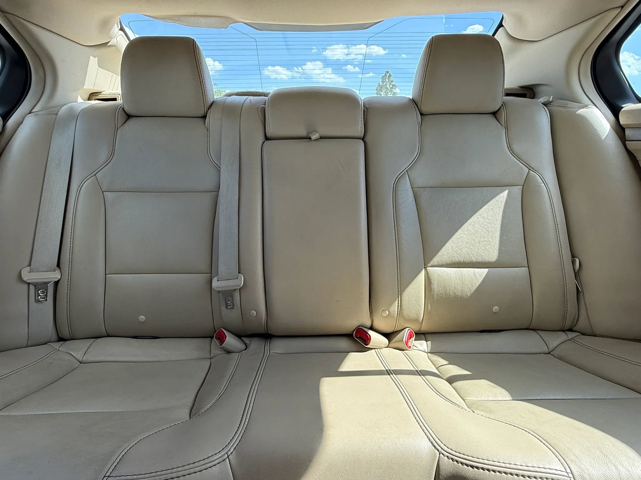 Used 2013 Ford Taurus SEL image 22