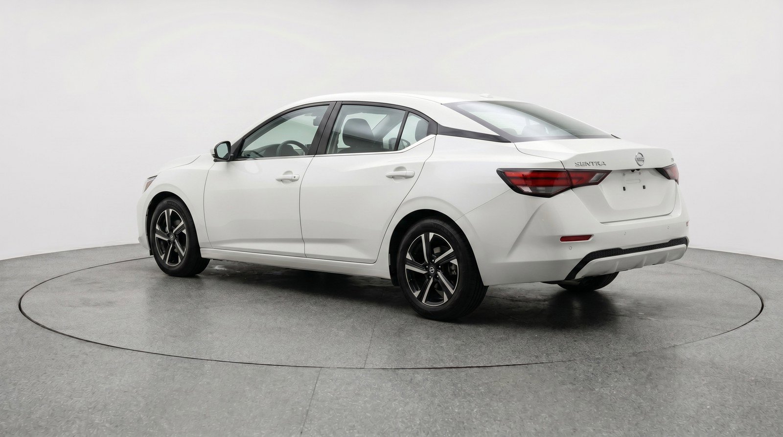 Used 2025 Nissan Sentra SV FWD image 6