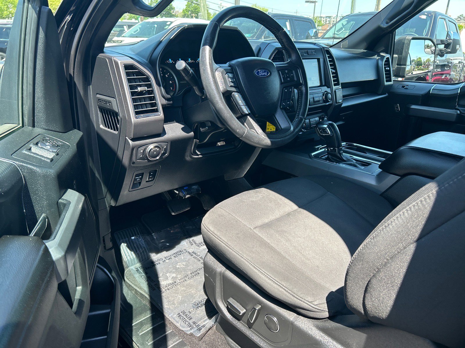 Used 2018 Ford F150 XLT w/ Equipment Group 302A Luxury AWD/4WD image 7
