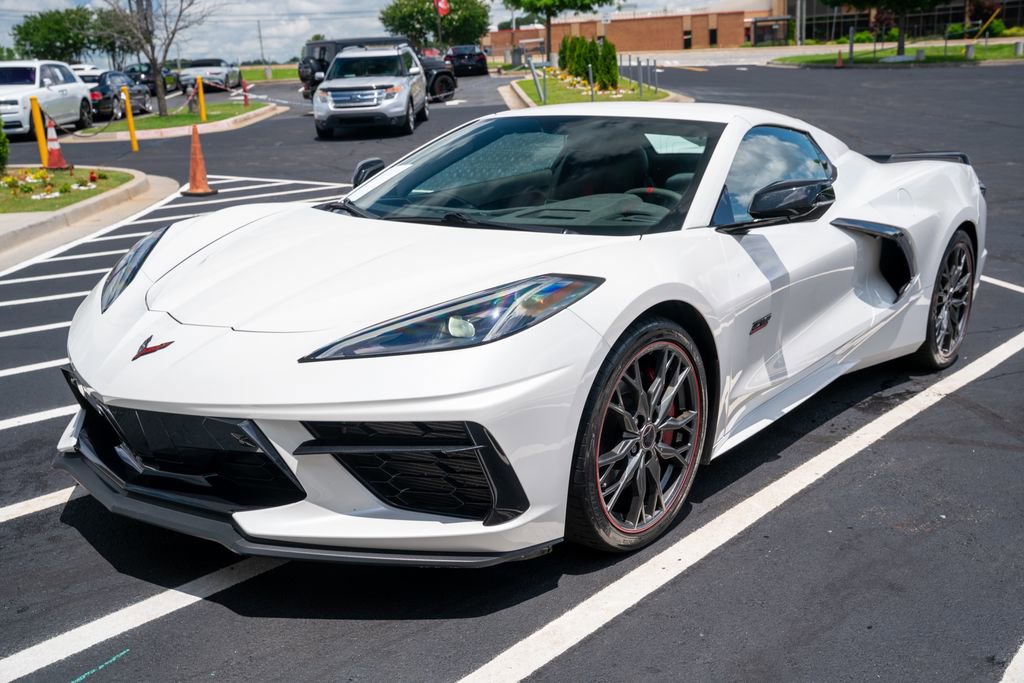 Used 2023 Chevrolet Corvette Stingray Premium Conv w/ Z51 Performance Package RWD image 28