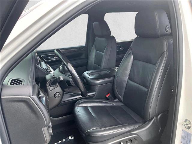 Used 2021 Chevrolet Suburban LT w/ Luxury Package RWD image 26