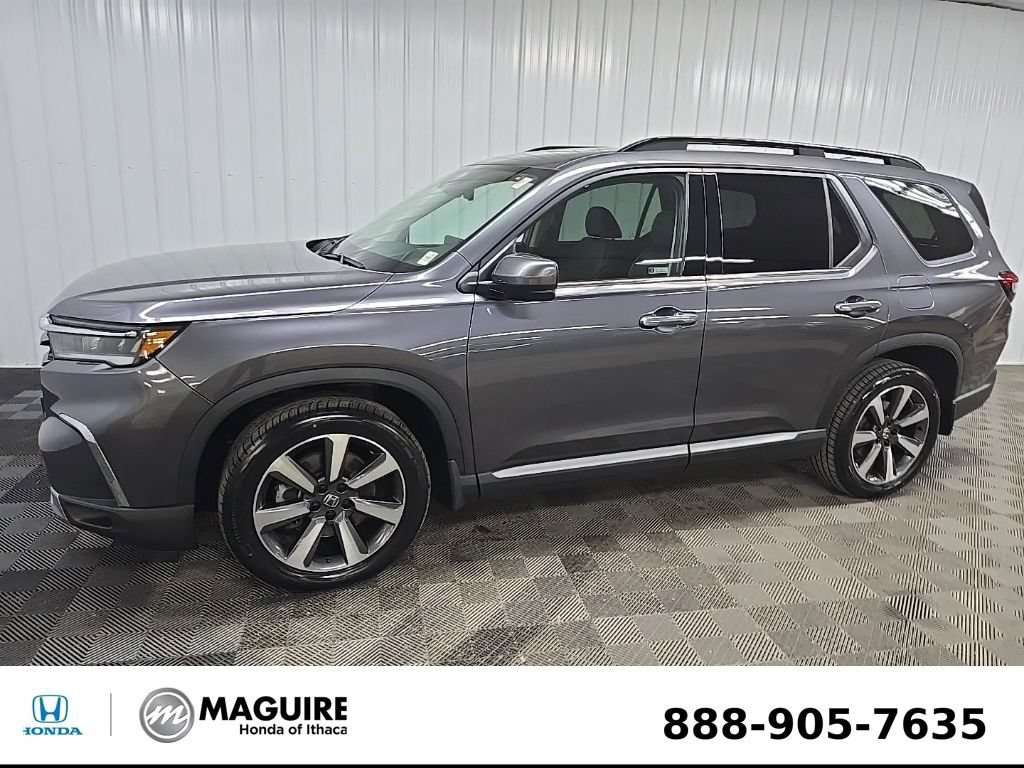 Used 2023 Honda Pilot Elite image 6