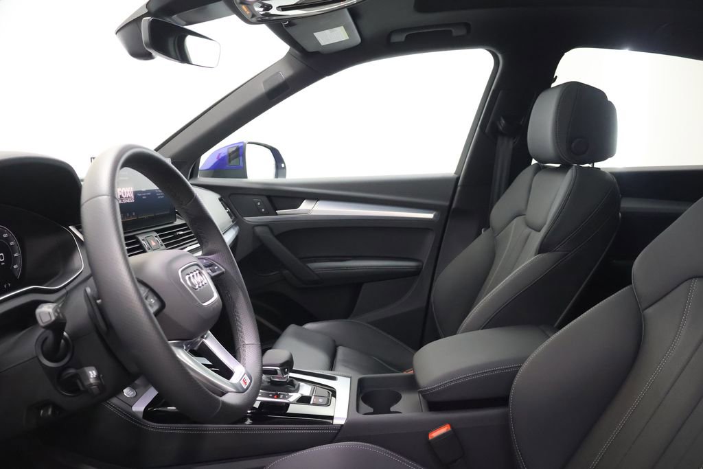 Used 2024 Audi Q5 2.0T Premium Plus w/ Premium Plus Package image 13