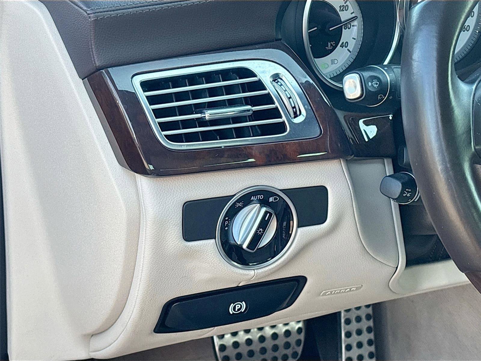 Used 2016 Mercedes-Benz CLS 550 4MATIC image 11