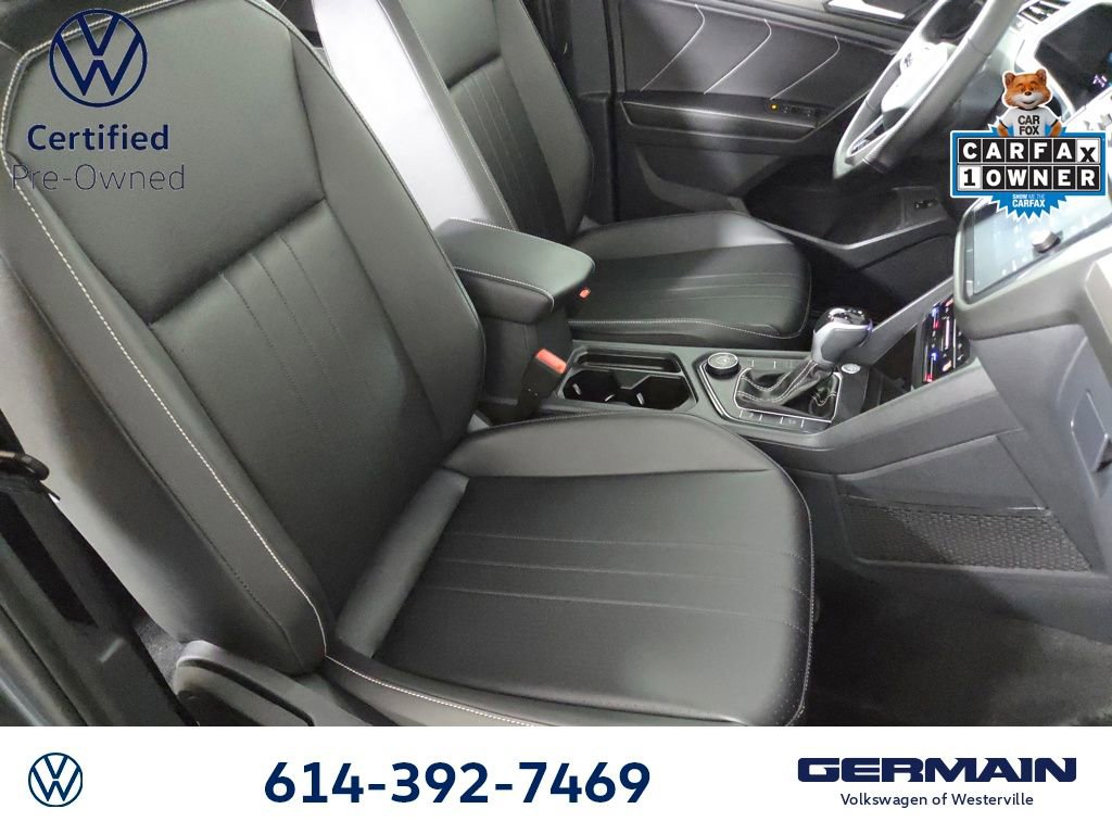 Certified 2024 Volkswagen Tiguan SE R-Line AWD/4WD image 32