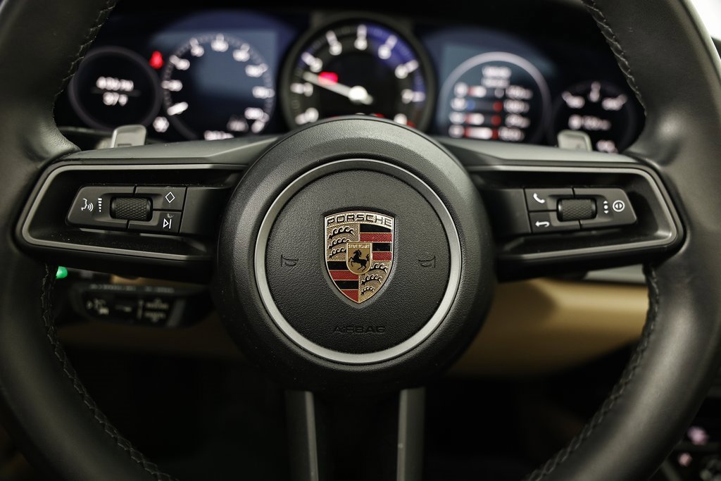 Used 2020 Porsche 911 Carrera S image 34