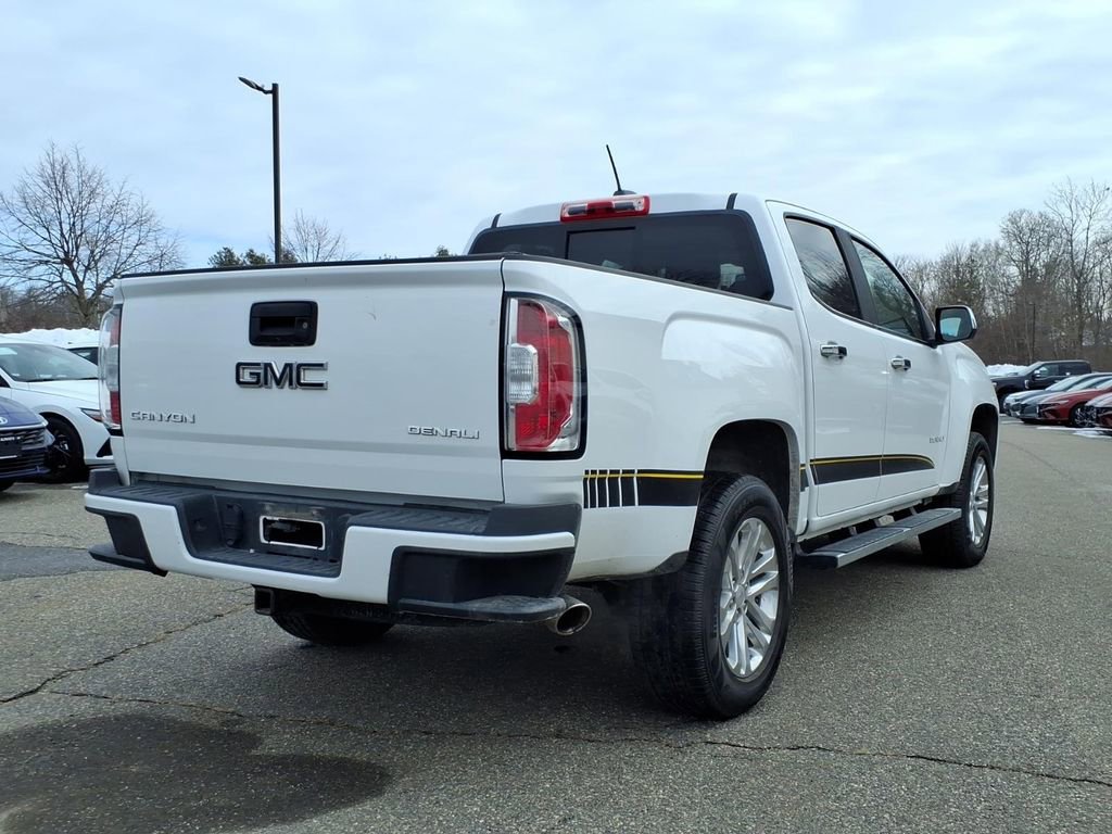 Used 2017 GMC Canyon Denali image 3