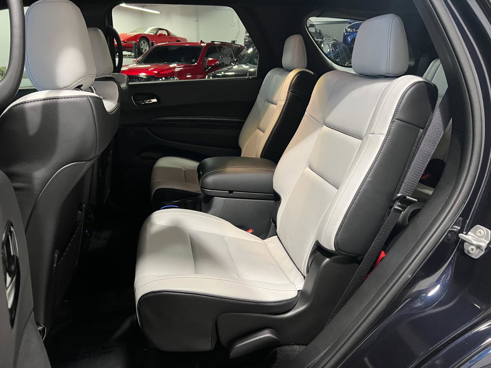 Used 2025 Dodge Durango SRT Hellcat AWD/4WD image 31