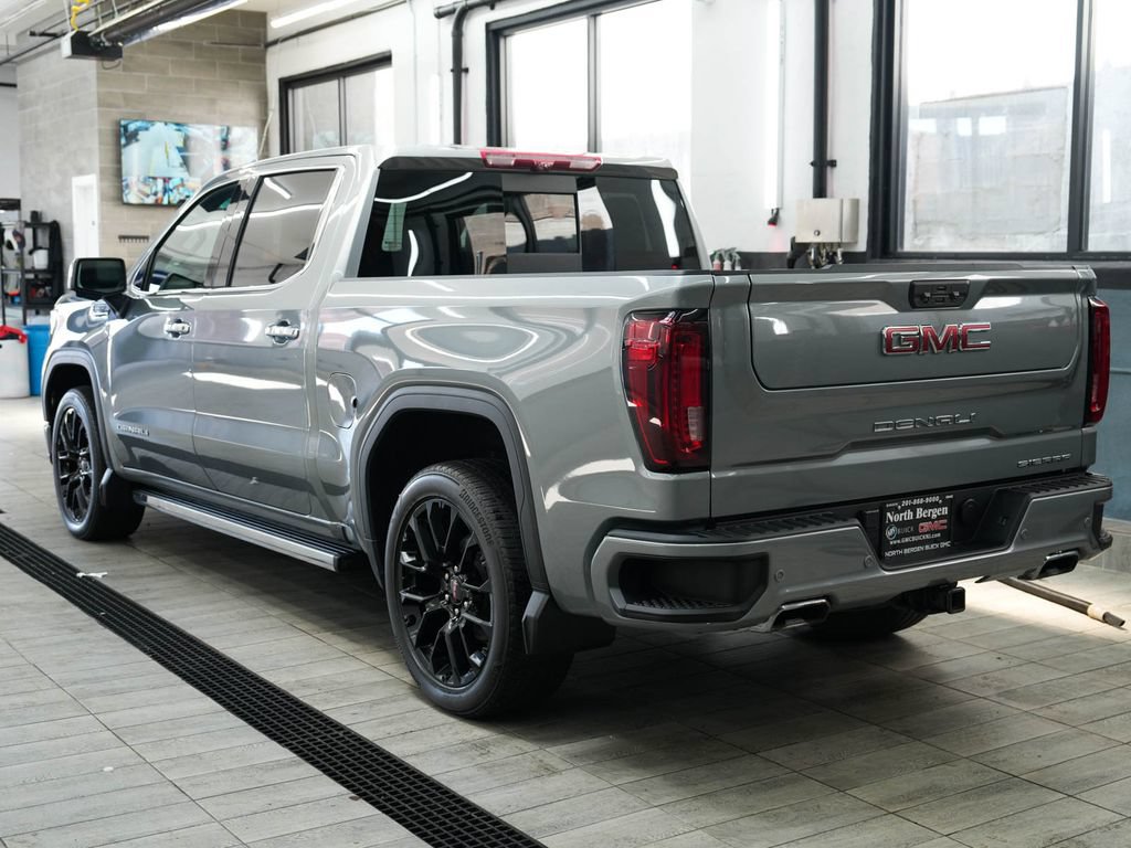 Used 2023 GMC Sierra 1500 Denali w/ Denali Reserve Package AWD/4WD image 6