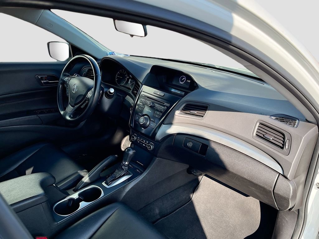 Used 2018 Acura ILX w/ Special Edition Package image 29