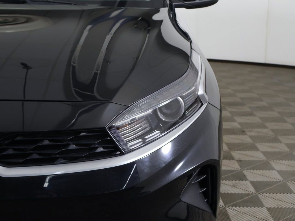 Used 2023 Kia Forte LXS w/ LXS Technology Package image 13