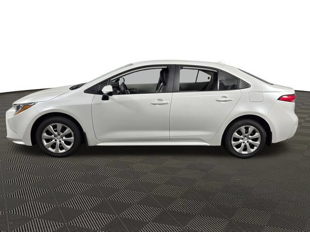 New 2026 Toyota Corolla LE FWD image 4