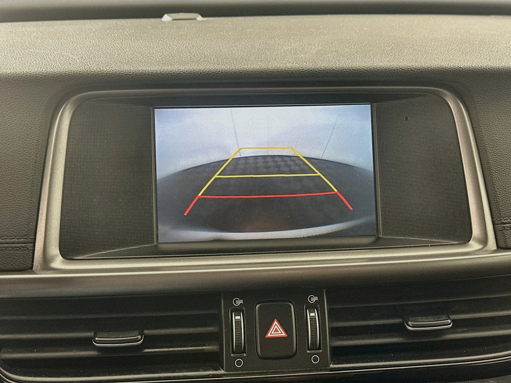 Used 2018 Kia Optima LX FWD image 22