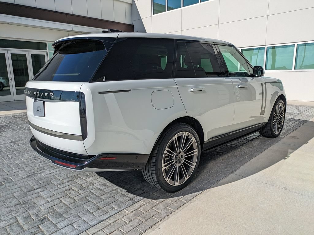 New 2026 Land Rover Range Rover SE AWD/4WD image 5