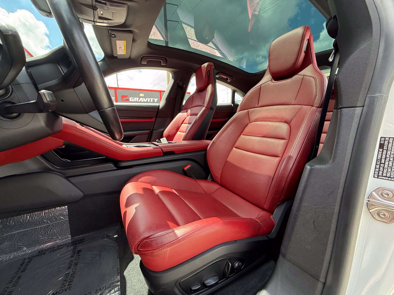 Used 2020 Porsche Taycan 4S AWD/4WD image 19
