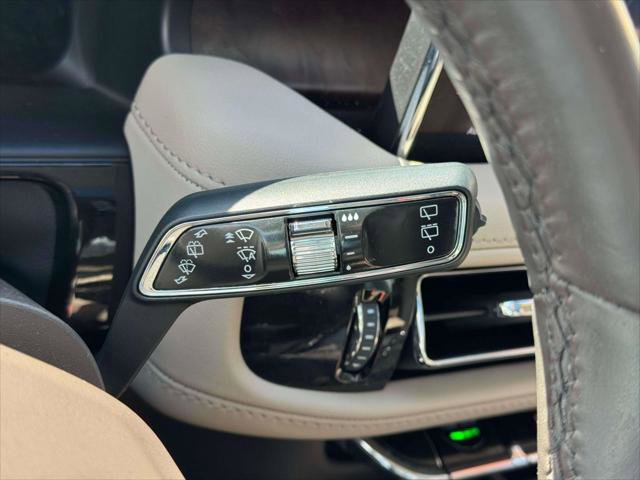 Used 2022 Lincoln Nautilus Reserve AWD/4WD image 27