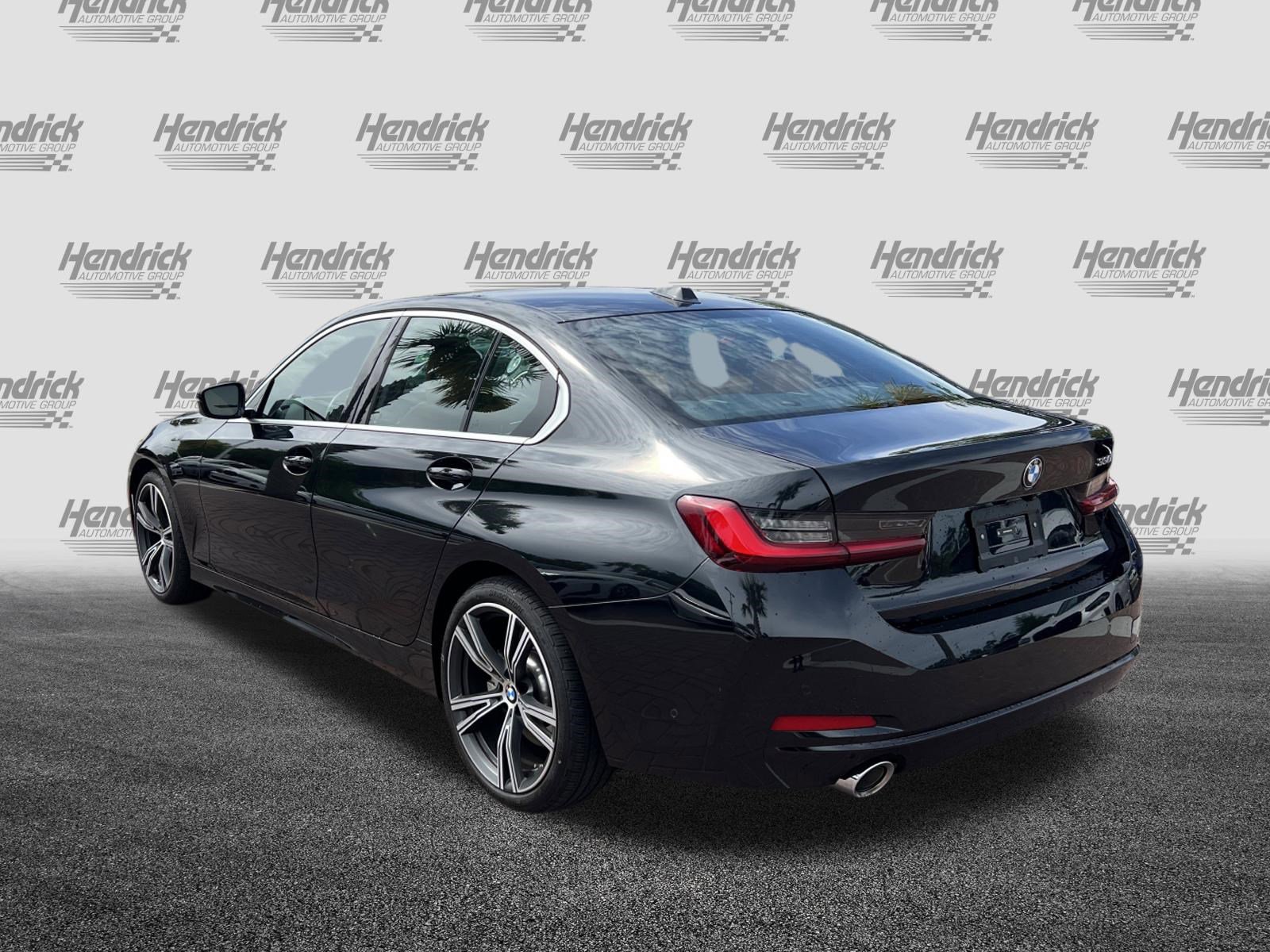 Certified 2024 BMW 330i Sedan RWD image 8